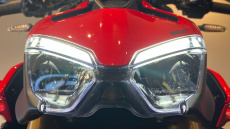 Ducati Streetfighter V4 S Red (25MY)